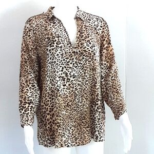ZARA Basic Animal Print Roll Tab Sleeve V-Neck Collar Top Sz